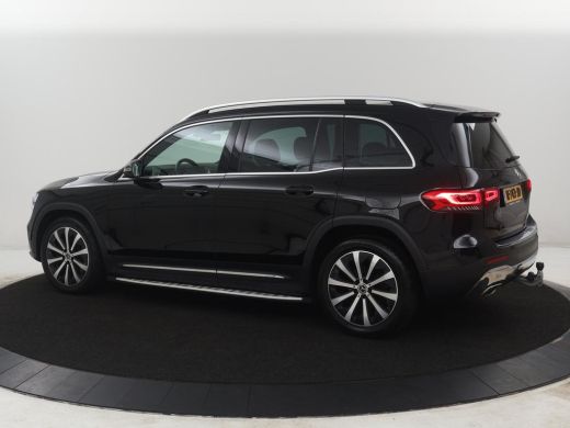Mercedes-Benz GLB | Half leder | Stoelverwarming | Cruise control | Trekhaak | Camera | Park assist | Sfeerverlicht... ActivLease financial lease