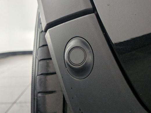 Mini Electric Yours 33 kWh | NL-AUTO! | 1E EIGENAAR! | SOH 98%! | PANODAK | CAMERA | STOELVERWARMING | CRUISE |... ActivLease financial lease