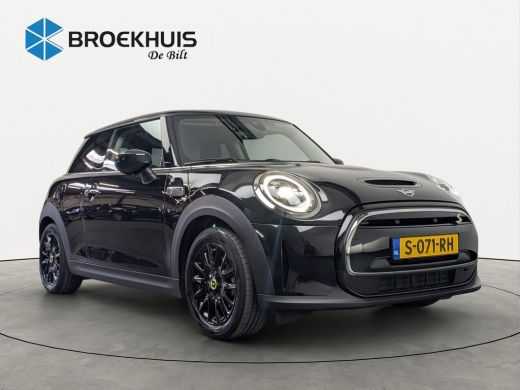 Mini Electric Yours 33 kWh | NL-AUTO! | 1E EIGENAAR! | SOH 98%! | PANODAK | CAMERA | STOELVERWARMING | CRUISE |... ActivLease financial lease