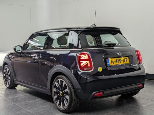 Mini Electric Yours 33 kWh | Pano | SOH 100% | Leder | Stoelverwarming | HUD ActivLease financial lease