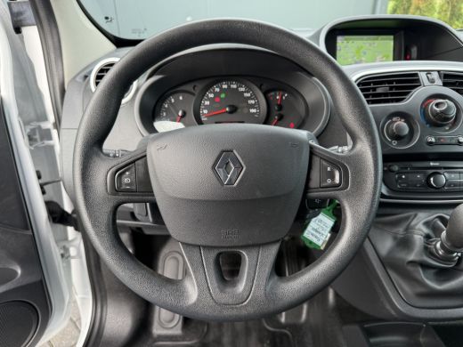 Renault Kangoo 1.5 dCi / L1H1 / 1e EIG. / AIRCO / CRUISE / NAVI / TREKHAAK / DAKDRAGERS ActivLease financial lease