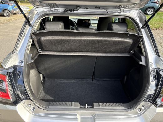 Suzuki Swift 1.2 Edition 60 Smart Hybrid ActivLease financial lease
