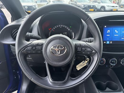 Toyota Aygo X 1.0 VVT-i MT Play ActivLease financial lease