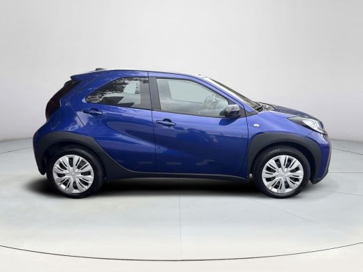 Toyota Aygo X 1.0 VVT-i MT Play ActivLease financial lease