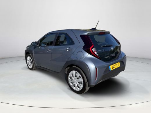 Toyota Aygo X Hybrid 115 play | Apple CarPlay/Android auto | Achteruitrijcamera ActivLease financial lease