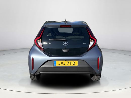 Toyota Aygo X Hybrid 115 play | Apple CarPlay/Android auto | Achteruitrijcamera ActivLease financial lease