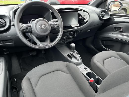 Toyota Aygo X Hybrid 115 play | &euro; 1.500 extra inruilwaarde | ActivLease financial lease