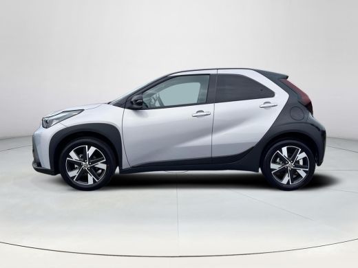 Toyota Aygo X Hybrid 115 pulse | &euro; 1.500 extra inruilwaarde | ActivLease financial lease