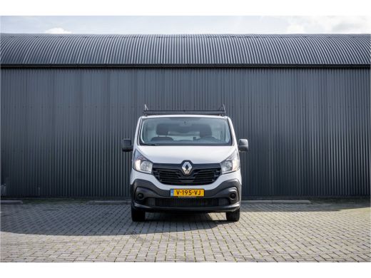 Renault Trafic 1.6 dCi 95 L1H1 | Cruise | Navi | Airco | Trekhaak | Imperiaal ActivLease financial lease