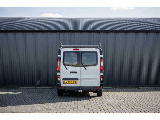 Renault Trafic 1.6 dCi 95 L1H1 | Cruise | Navi | Airco | Trekhaak | Imperiaal ActivLease financial lease