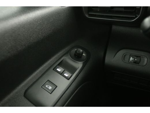 Peugeot Partner 1.5 BlueHDI Pro | 3 Zits | Airco | Cruise | Carplay | Parkeersensoren ActivLease financial lease