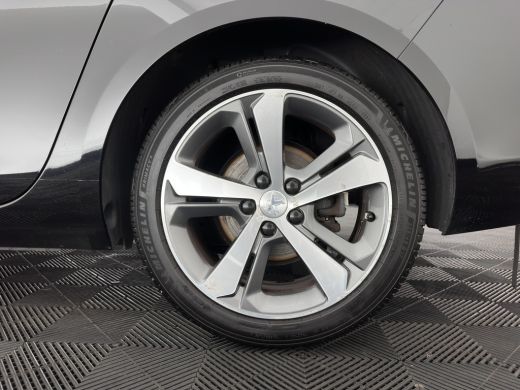 Peugeot 308 SW 1.5 BlueHDi Blue Lease Premium (INCL.BTW) *PANO | LEATHER-MICROFIBRE | FULL-LED | DENON-AUDIO ... ActivLease financial lease