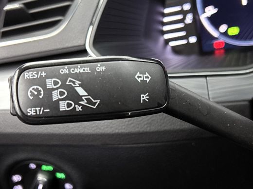 Skoda Superb Combi 1.5 TSI 150PK Automaat Business Edition / Trekhaak / Navigatie / Airco-ecc./ Pdc./ Radio-mu... ActivLease financial lease