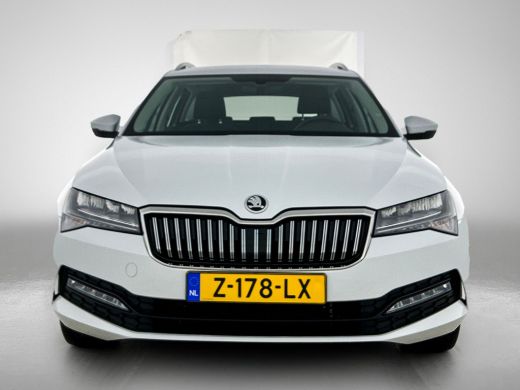 Skoda Superb Combi 1.5 TSI 150PK Automaat Business Edition / Trekhaak / Navigatie / Airco-ecc./ Pdc./ Radio-mu... ActivLease financial lease