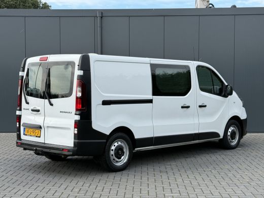 Renault Trafic 2.0 dCi 120 PK / L2H1 / 2x SCHUIFDEUR / INRICHTING / TREKHAAK / 1e EIG. / LED / CRUISE / AIRCO / ... ActivLease financial lease