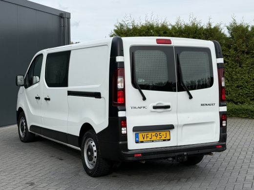 Renault Trafic 2.0 dCi 120 PK / L2H1 / 2x SCHUIFDEUR / INRICHTING / TREKHAAK / 1e EIG. / LED / CRUISE / AIRCO / ... ActivLease financial lease