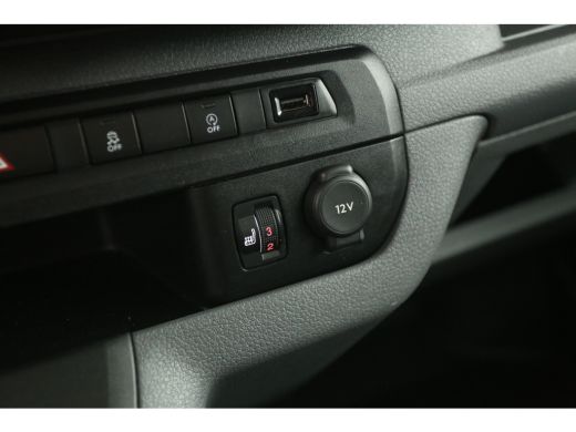 Toyota ProAce 1.6 D-4D L2H1 | Airco | Cruise | 3 Zits | Imperiaal | Trekhaak | Parkeersens. ActivLease financial lease