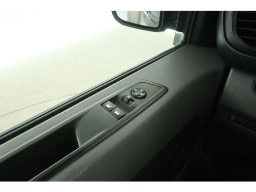 Toyota ProAce 1.6 D-4D L2H1 | Airco | Cruise | 3 Zits | Imperiaal | Trekhaak | Parkeersens. ActivLease financial lease