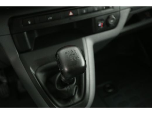 Toyota ProAce 1.6 D-4D L2H1 | Airco | Cruise | 3 Zits | Imperiaal | Trekhaak | Parkeersens. ActivLease financial lease