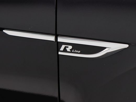 Volkswagen T-Roc 1.5 TSi 150 Pk Automaat Sport Business R-Line | Panoramadak | Camera | Adaptive Cruise | Navigati... ActivLease financial lease