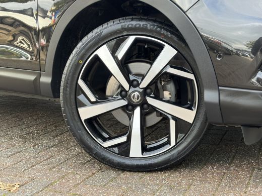 Nissan QASHQAI 1.3 DIG-T Tekna Automaat 360&deg; Pano Leer Stoelverw Orig.NL ActivLease financial lease