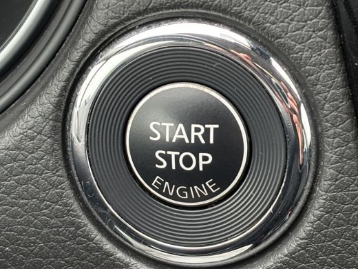 Nissan QASHQAI 1.3 DIG-T Tekna Automaat 360&deg; Pano Leer Stoelverw Orig.NL ActivLease financial lease