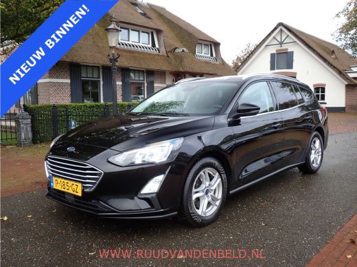 Ford Focus 1.0 EcoBoost STUUR + STOELVERWARMING / CAMERA / CARPLAY / NAVI ActivLease financial lease