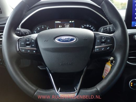 Ford Focus 1.0 EcoBoost STUUR + STOELVERWARMING / CAMERA / CARPLAY / NAVI ActivLease financial lease