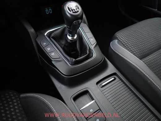 Ford Focus 1.0 EcoBoost STUUR + STOELVERWARMING / CAMERA / CARPLAY / NAVI ActivLease financial lease