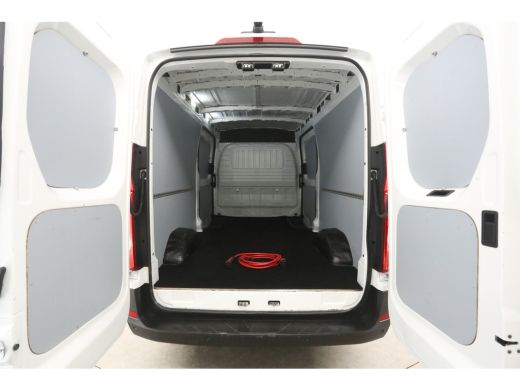 Maxus eDeliver9 77 kWh L2H2 | Snelladen | SOH 89% | Airco | Camera | Cruise | Carplay | 3 Zits | 2xSchuifdeur ActivLease financial lease