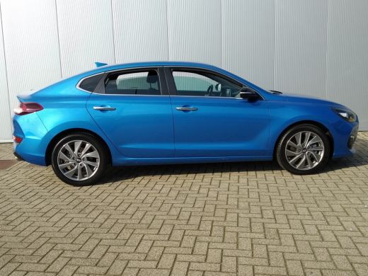 Hyundai i30 Fastback 1.4 T-GDI Premium | Navigatie DAB+ | Cruise Control | Climate control | Full LED | Parke... ActivLease financial lease