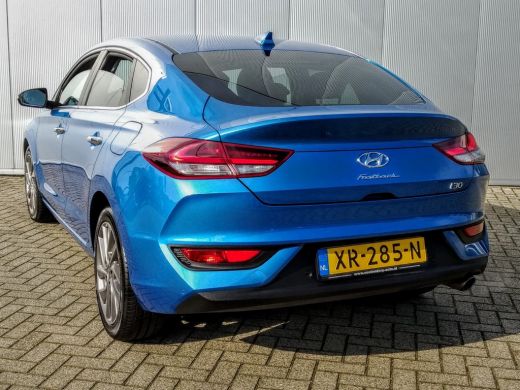 Hyundai i30 Fastback 1.4 T-GDI Premium | Navigatie DAB+ | Cruise Control | Climate control | Full LED | Parke... ActivLease financial lease