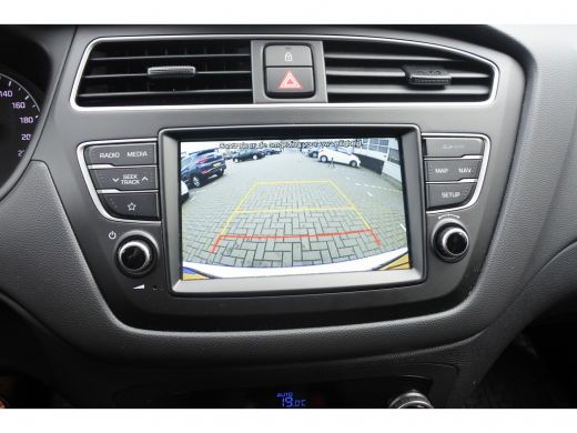 Hyundai i20 1.0 T-GDI Comfort Navi | Achteruitrijcamera | Cruise Control | LED Verliching ActivLease financial lease