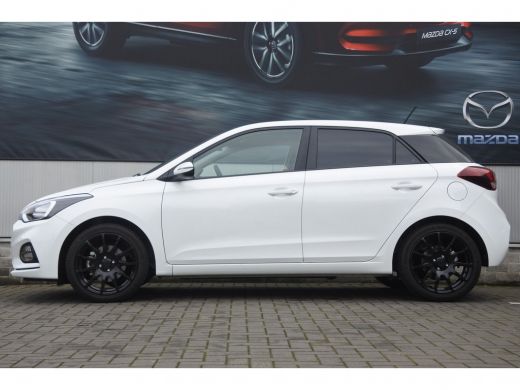 Hyundai i20 1.0 T-GDI Comfort Navi | Achteruitrijcamera | Cruise Control | LED Verliching ActivLease financial lease