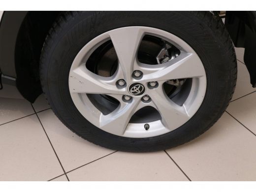 Toyota C-HR 1.8 Hybrid Active | Navigatie | Parkeer camera | Climate control | LM Velgen | ActivLease financial lease