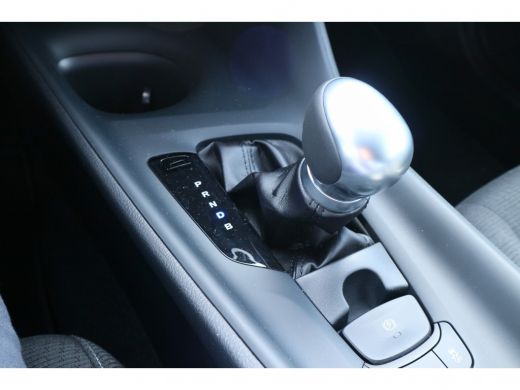 Toyota C-HR 1.8 Hybrid Active | Navigatie | Parkeer camera | Climate control | LM Velgen | ActivLease financial lease