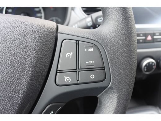 Hyundai i10 1.0i Comfort | OP = OP | Navi | Airco | Cruise Control | Bluetooth ActivLease financial lease