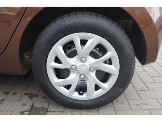 Hyundai i10 1.0i Comfort | OP = OP | Navi | Airco | Cruise Control | Bluetooth ActivLease financial lease