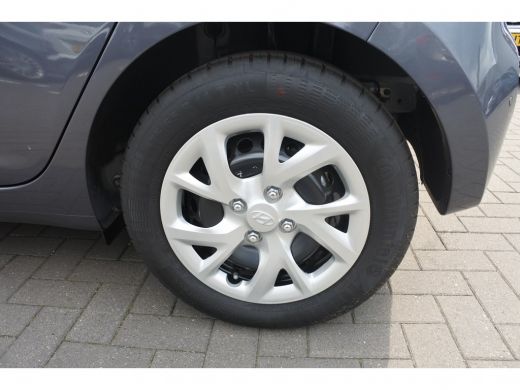 Hyundai i10 1.0i Comfort | OP = OP | Airco | Cruise Control | Bluetooth ActivLease financial lease