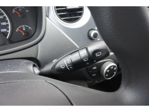 Hyundai i10 1.0i Comfort | OP = OP | Airco | Cruise Control | Bluetooth ActivLease financial lease