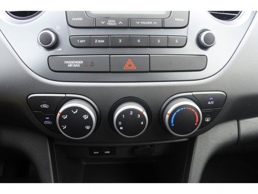 Hyundai i10 1.0i Comfort | OP = OP | Airco | Cruise Control | Bluetooth ActivLease financial lease