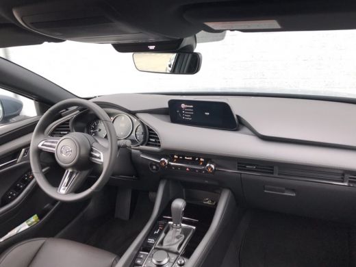 Mazda 3 2.0 SkyActiv-G Comfort Aut | Leder | Led | Navi | BOSE | 18" LM ActivLease financial lease