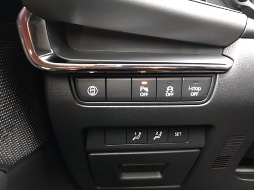 Mazda 3 2.0 SkyActiv-G Comfort Aut | Leder | Led | Navi | BOSE | 18" LM ActivLease financial lease