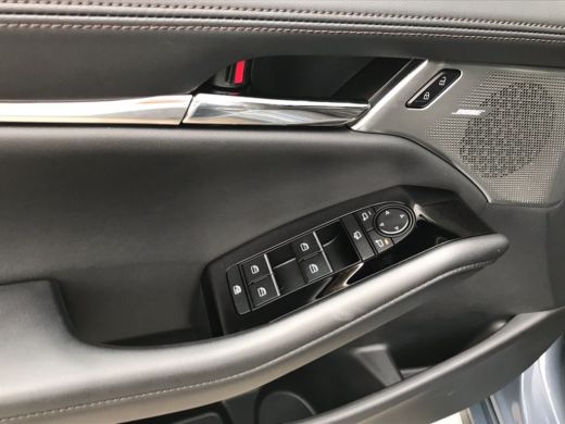 Mazda 3 2.0 SkyActiv-G Comfort Aut | Leder | Led | Navi | BOSE | 18" LM ActivLease financial lease