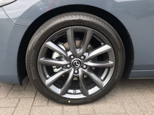 Mazda 3 2.0 SkyActiv-G Comfort Aut | Leder | Led | Navi | BOSE | 18" LM ActivLease financial lease