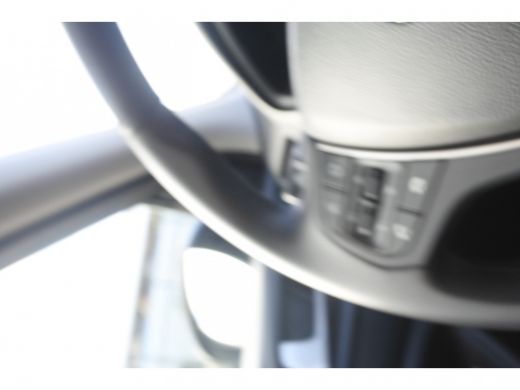 Hyundai i20 1.0 T-GDI i-CROSS-Pack |  i-Cross-Pack: Wielbogen Stootstrips Lichtmetalen Velgen BiColor | Navig... ActivLease financial lease