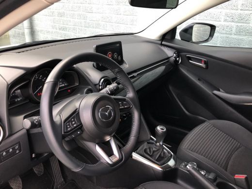 Mazda 2 1.5 Dynamic+ GTM-Line Navi / Cruise / Airco ActivLease financial lease