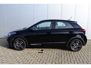 Hyundai i20 1.0 T-GDI i-CROSS-Pack |  i-Cross-Pack: Wielbogen Stootstrips Lichtmetalen Velgen BiColor | Navig...