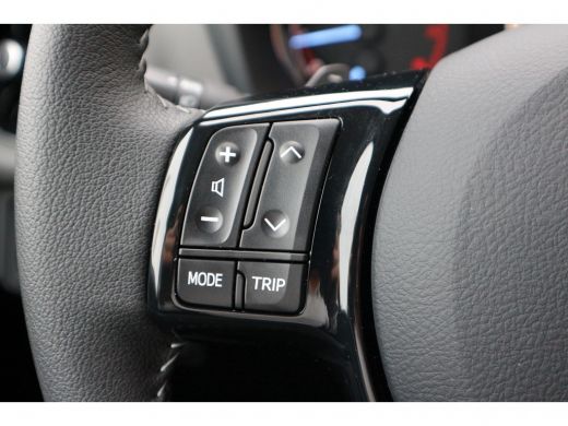 Toyota Yaris 1.5 VVT-i Dynamic | Fabrieksgarantie | ActivLease financial lease