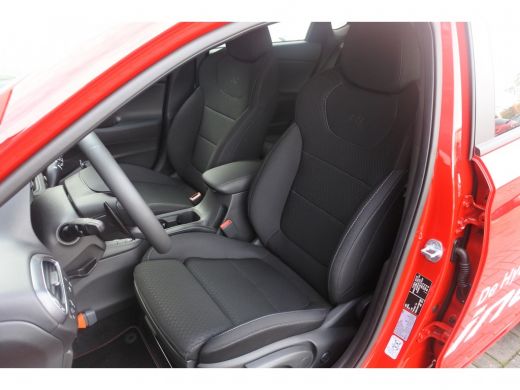 Hyundai i30 Fastback 1.4 T-GDI N Line Automaat | Navi | Achteruitrijcamera | Sportstoelen | Bluetooth ActivLease financial lease